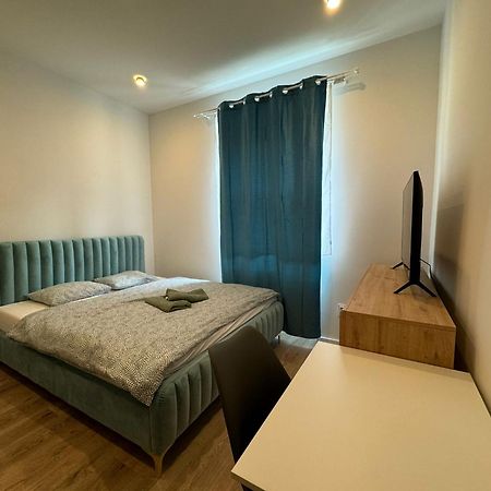 קושיצה Central Newest Studio Bastova מראה חיצוני תמונה